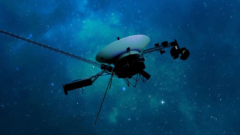 今天有个很美好的小新闻：NASA 失联好几个月的“旅行者1号”宇宙飞船，被成功修复故障，顺利发回了数据故障原因是某块电脑存储芯片坏了，NASA 远程操作，把数据挪到了其他芯片牛逼的细节是：- 旅行者1号是 1977 年发射的，跟苹果公司元祖的 Apple II 同龄- 因为旅行者1号已经飞出了太阳系，距离地球 243 亿千米，过于遥远，NASA 工程师每发送一条操作指令，需要 22.5 小时才能抵达旅行者1号，同样它也要花 22.5 小时才能返回一个结果世界上没有比这个更慢的电脑操作了，当然也没有比这个更伟大的电脑操作了😂source:@nishuang